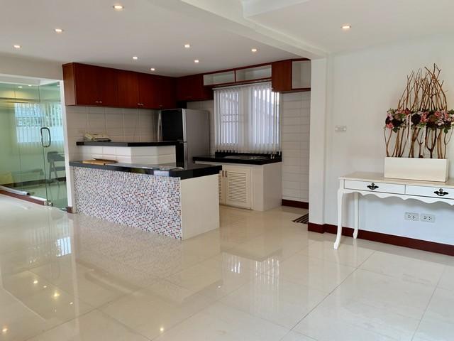 ประกาศฟรี! ซื้อ-ขาย-เช่า คอนโด บ้าน ทาวน์โฮม ที่ดิน และพื้นที่เชิงพาณิชย์ทั่วประเทศไทย ทุกทำเล ทุกงบประมาณ ไม่มีค่าใช้จ่าย ลงง่าย ขายไว เข้าถึงผู้ซื้อโดยตรง 5 500528pic4.jpg