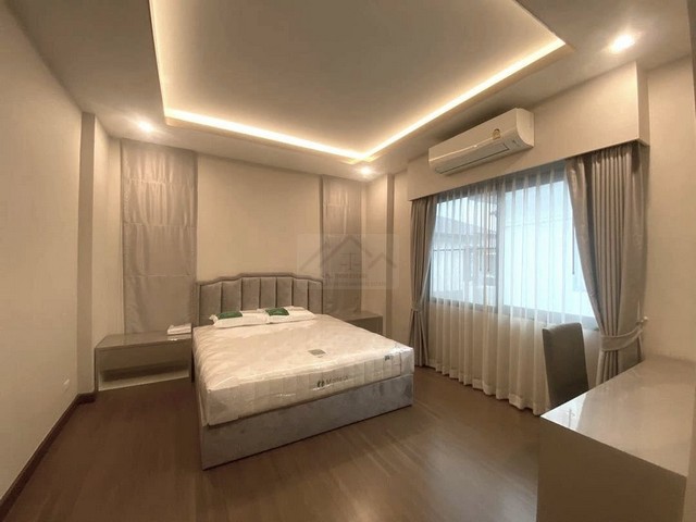 ประกาศฟรี! ซื้อ-ขาย-เช่า คอนโด บ้าน ทาวน์โฮม ที่ดิน และพื้นที่เชิงพาณิชย์ทั่วประเทศไทย ทุกทำเล ทุกงบประมาณ ไม่มีค่าใช้จ่าย ลงง่าย ขายไว เข้าถึงผู้ซื้อโดยตรง 4 500527pic3.jpg