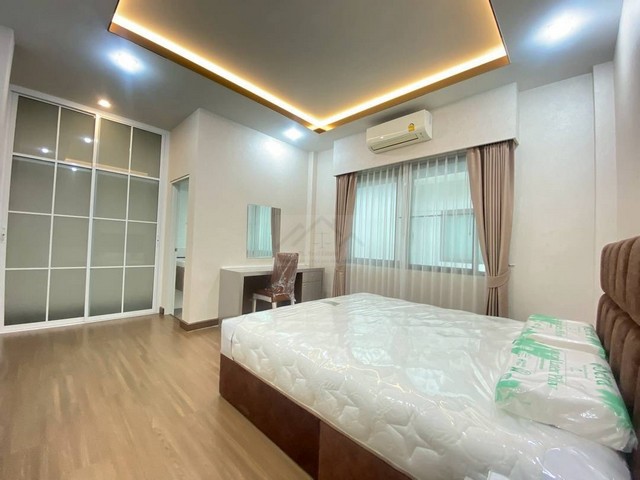 ประกาศฟรี! ซื้อ-ขาย-เช่า คอนโด บ้าน ทาวน์โฮม ที่ดิน และพื้นที่เชิงพาณิชย์ทั่วประเทศไทย ทุกทำเล ทุกงบประมาณ ไม่มีค่าใช้จ่าย ลงง่าย ขายไว เข้าถึงผู้ซื้อโดยตรง 5 500527pic4.jpg