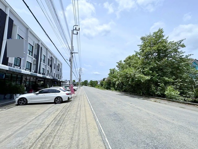 ประกาศฟรี! ซื้อ-ขาย-เช่า คอนโด บ้าน ทาวน์โฮม ที่ดิน และพื้นที่เชิงพาณิชย์ทั่วประเทศไทย ทุกทำเล ทุกงบประมาณ ไม่มีค่าใช้จ่าย ลงง่าย ขายไว เข้าถึงผู้ซื้อโดยตรง 4 221881pic3.jpg