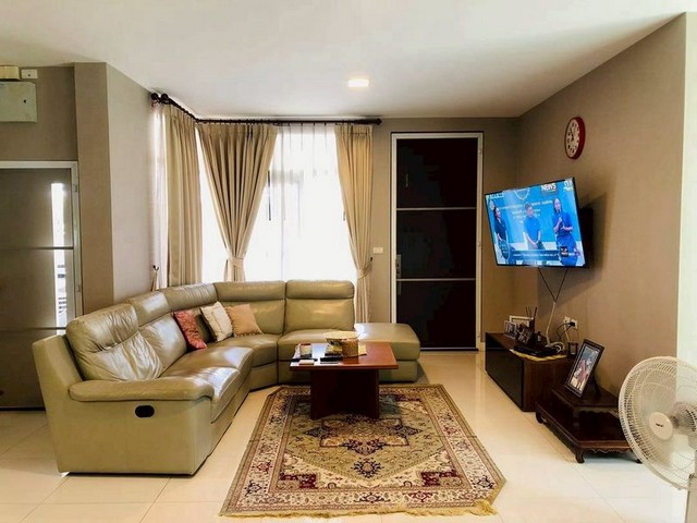 ประกาศฟรี! ซื้อ-ขาย-เช่า คอนโด บ้าน ทาวน์โฮม ที่ดิน และพื้นที่เชิงพาณิชย์ทั่วประเทศไทย ทุกทำเล ทุกงบประมาณ ไม่มีค่าใช้จ่าย ลงง่าย ขายไว เข้าถึงผู้ซื้อโดยตรง 3 222069pic2.jpg