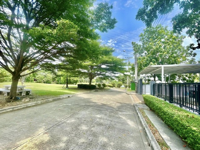 ประกาศฟรี! ซื้อ-ขาย-เช่า คอนโด บ้าน ทาวน์โฮม ที่ดิน และพื้นที่เชิงพาณิชย์ทั่วประเทศไทย ทุกทำเล ทุกงบประมาณ ไม่มีค่าใช้จ่าย ลงง่าย ขายไว เข้าถึงผู้ซื้อโดยตรง 3 500646pic2.jpg