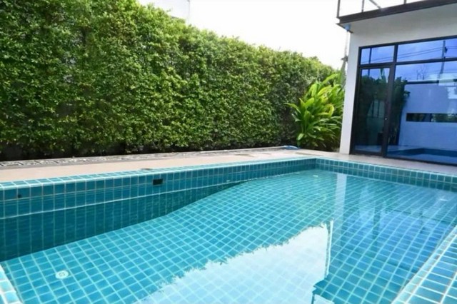 ประกาศฟรี! ซื้อ-ขาย-เช่า คอนโด บ้าน ทาวน์โฮม ที่ดิน และพื้นที่เชิงพาณิชย์ทั่วประเทศไทย ทุกทำเล ทุกงบประมาณ ไม่มีค่าใช้จ่าย ลงง่าย ขายไว เข้าถึงผู้ซื้อโดยตรง 2 222189pic1.jpg