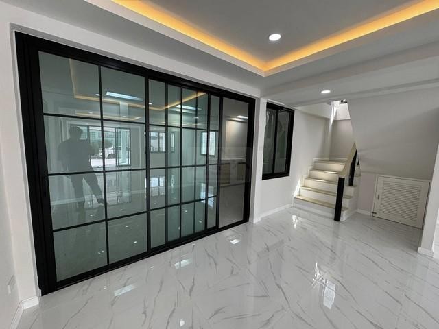 ประกาศฟรี! ซื้อ-ขาย-เช่า คอนโด บ้าน ทาวน์โฮม ที่ดิน และพื้นที่เชิงพาณิชย์ทั่วประเทศไทย ทุกทำเล ทุกงบประมาณ ไม่มีค่าใช้จ่าย ลงง่าย ขายไว เข้าถึงผู้ซื้อโดยตรง 4 500643pic3.jpg