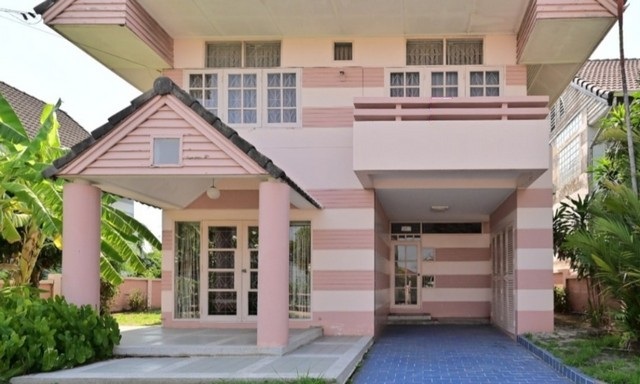 ประกาศฟรี! ซื้อ-ขาย-เช่า คอนโด บ้าน ทาวน์โฮม ที่ดิน และพื้นที่เชิงพาณิชย์ทั่วประเทศไทย ทุกทำเล ทุกงบประมาณ ไม่มีค่าใช้จ่าย ลงง่าย ขายไว เข้าถึงผู้ซื้อโดยตรง 2 500640pic1.jpg