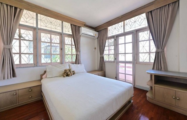 ประกาศฟรี! ซื้อ-ขาย-เช่า คอนโด บ้าน ทาวน์โฮม ที่ดิน และพื้นที่เชิงพาณิชย์ทั่วประเทศไทย ทุกทำเล ทุกงบประมาณ ไม่มีค่าใช้จ่าย ลงง่าย ขายไว เข้าถึงผู้ซื้อโดยตรง 3 500640pic2.jpg