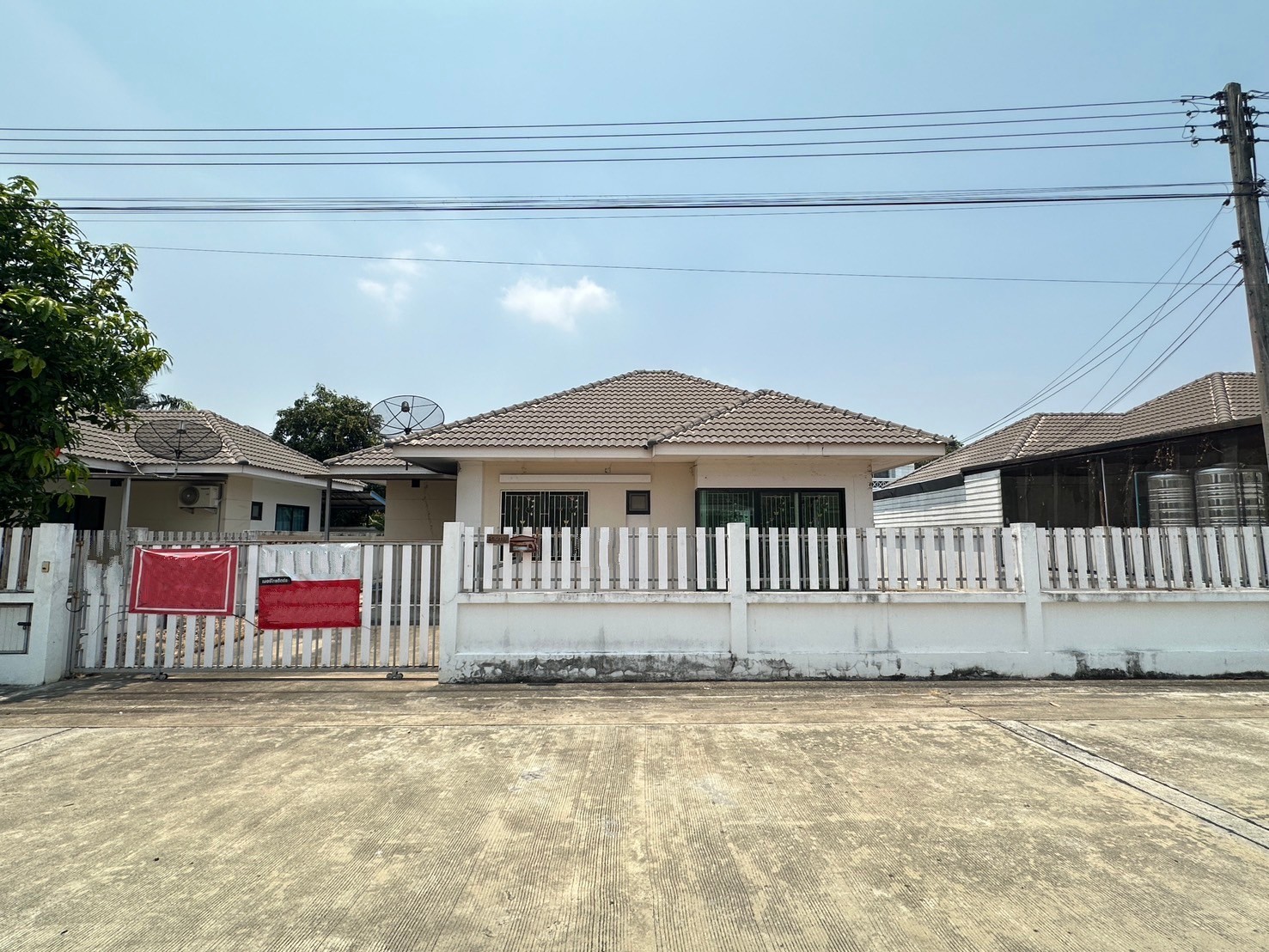 ประกาศฟรี! ซื้อ-ขาย-เช่า คอนโด บ้าน ทาวน์โฮม ที่ดิน และพื้นที่เชิงพาณิชย์ทั่วประเทศไทย ทุกทำเล ทุกงบประมาณ ไม่มีค่าใช้จ่าย ลงง่าย ขายไว เข้าถึงผู้ซื้อโดยตรง 2 198267pic1.jpg