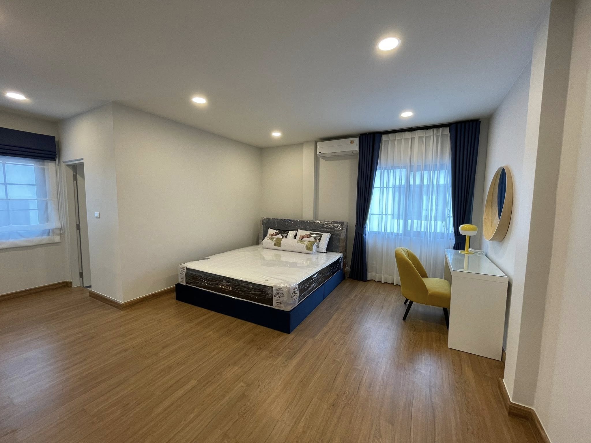 ประกาศฟรี! ซื้อ-ขาย-เช่า คอนโด บ้าน ทาวน์โฮม ที่ดิน และพื้นที่เชิงพาณิชย์ทั่วประเทศไทย ทุกทำเล ทุกงบประมาณ ไม่มีค่าใช้จ่าย ลงง่าย ขายไว เข้าถึงผู้ซื้อโดยตรง 3 500599pic2.jpg