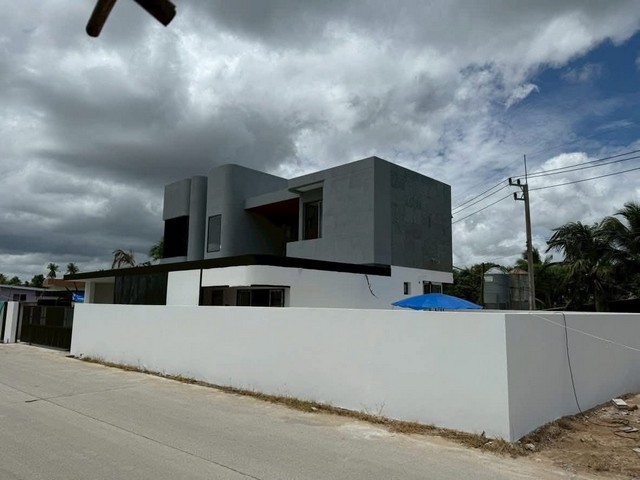 ประกาศฟรี! ซื้อ-ขาย-เช่า คอนโด บ้าน ทาวน์โฮม ที่ดิน และพื้นที่เชิงพาณิชย์ทั่วประเทศไทย ทุกทำเล ทุกงบประมาณ ไม่มีค่าใช้จ่าย ลงง่าย ขายไว เข้าถึงผู้ซื้อโดยตรง 3 302633pic2.jpg