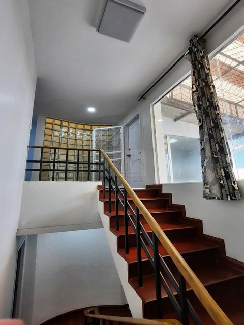 ประกาศฟรี! ซื้อ-ขาย-เช่า คอนโด บ้าน ทาวน์โฮม ที่ดิน และพื้นที่เชิงพาณิชย์ทั่วประเทศไทย ทุกทำเล ทุกงบประมาณ ไม่มีค่าใช้จ่าย ลงง่าย ขายไว เข้าถึงผู้ซื้อโดยตรง 5 481535pic4.jpg