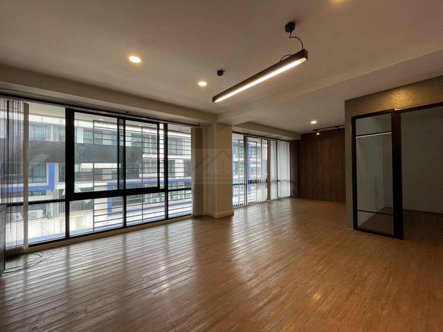 ประกาศฟรี! ซื้อ-ขาย-เช่า คอนโด บ้าน ทาวน์โฮม ที่ดิน และพื้นที่เชิงพาณิชย์ทั่วประเทศไทย ทุกทำเล ทุกงบประมาณ ไม่มีค่าใช้จ่าย ลงง่าย ขายไว เข้าถึงผู้ซื้อโดยตรง 2 500674pic1.jpg