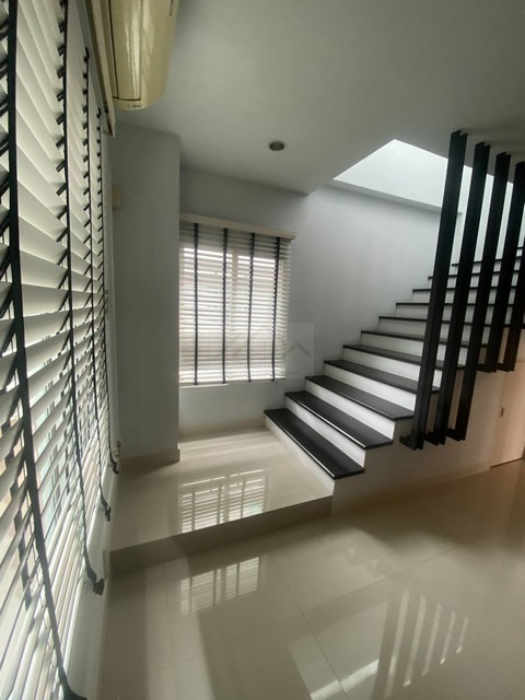 ประกาศฟรี! ซื้อ-ขาย-เช่า คอนโด บ้าน ทาวน์โฮม ที่ดิน และพื้นที่เชิงพาณิชย์ทั่วประเทศไทย ทุกทำเล ทุกงบประมาณ ไม่มีค่าใช้จ่าย ลงง่าย ขายไว เข้าถึงผู้ซื้อโดยตรง 4 500657pic3.jpg