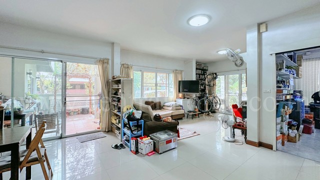 ประกาศฟรี! ซื้อ-ขาย-เช่า คอนโด บ้าน ทาวน์โฮม ที่ดิน และพื้นที่เชิงพาณิชย์ทั่วประเทศไทย ทุกทำเล ทุกงบประมาณ ไม่มีค่าใช้จ่าย ลงง่าย ขายไว เข้าถึงผู้ซื้อโดยตรง 5 285721pic4.jpg