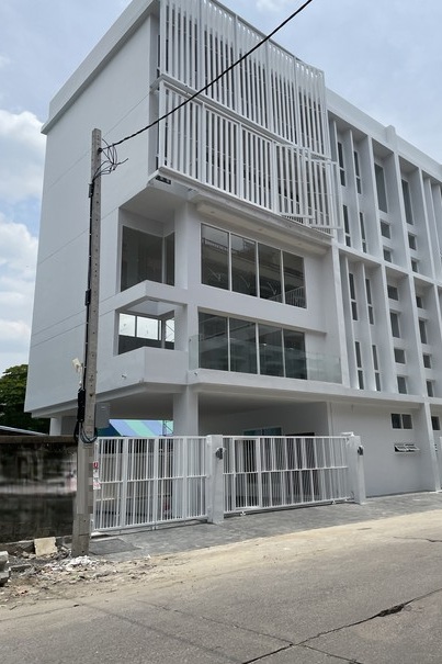 ประกาศฟรี! ซื้อ-ขาย-เช่า คอนโด บ้าน ทาวน์โฮม ที่ดิน และพื้นที่เชิงพาณิชย์ทั่วประเทศไทย ทุกทำเล ทุกงบประมาณ ไม่มีค่าใช้จ่าย ลงง่าย ขายไว เข้าถึงผู้ซื้อโดยตรง 5 500714pic4.jpg