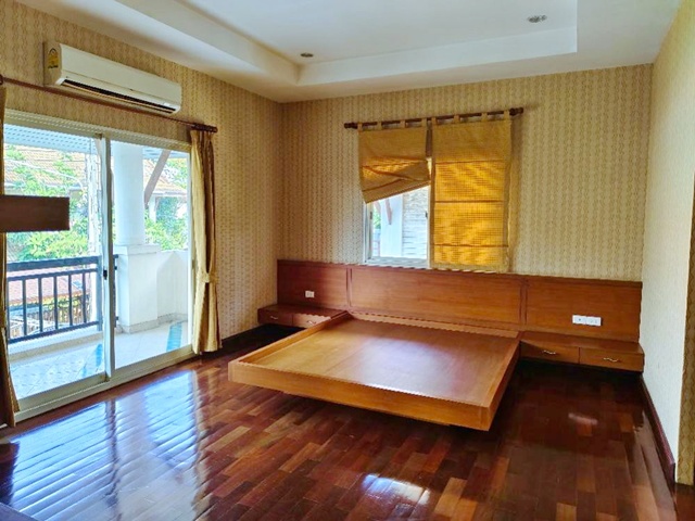 ประกาศฟรี! ซื้อ-ขาย-เช่า คอนโด บ้าน ทาวน์โฮม ที่ดิน และพื้นที่เชิงพาณิชย์ทั่วประเทศไทย ทุกทำเล ทุกงบประมาณ ไม่มีค่าใช้จ่าย ลงง่าย ขายไว เข้าถึงผู้ซื้อโดยตรง 4 222096pic3.jpg