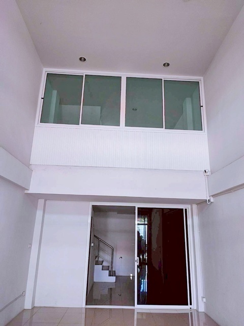 ประกาศฟรี! ซื้อ-ขาย-เช่า คอนโด บ้าน ทาวน์โฮม ที่ดิน และพื้นที่เชิงพาณิชย์ทั่วประเทศไทย ทุกทำเล ทุกงบประมาณ ไม่มีค่าใช้จ่าย ลงง่าย ขายไว เข้าถึงผู้ซื้อโดยตรง 3 222094pic2.jpg