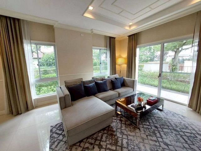 ประกาศฟรี! ซื้อ-ขาย-เช่า คอนโด บ้าน ทาวน์โฮม ที่ดิน และพื้นที่เชิงพาณิชย์ทั่วประเทศไทย ทุกทำเล ทุกงบประมาณ ไม่มีค่าใช้จ่าย ลงง่าย ขายไว เข้าถึงผู้ซื้อโดยตรง 3 222366pic2.jpg