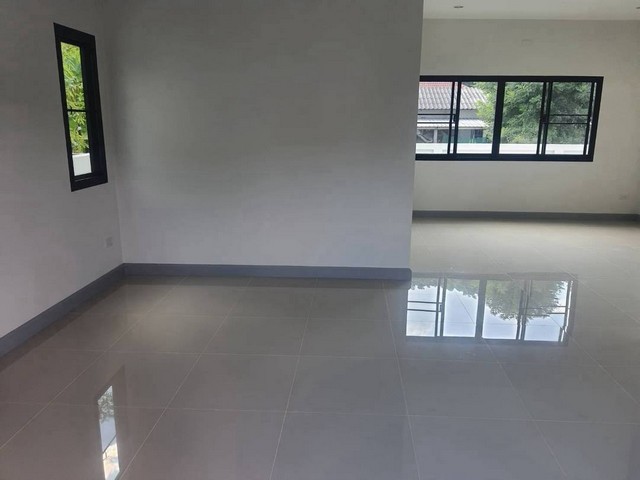 ประกาศฟรี! ซื้อ-ขาย-เช่า คอนโด บ้าน ทาวน์โฮม ที่ดิน และพื้นที่เชิงพาณิชย์ทั่วประเทศไทย ทุกทำเล ทุกงบประมาณ ไม่มีค่าใช้จ่าย ลงง่าย ขายไว เข้าถึงผู้ซื้อโดยตรง 5 222400pic4.jpg