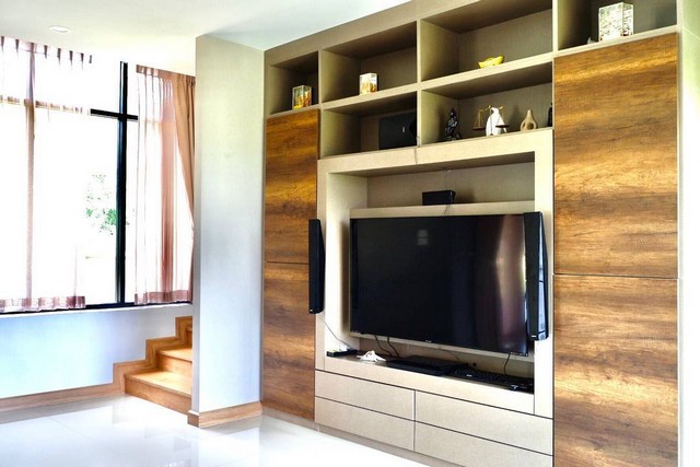 ประกาศฟรี! ซื้อ-ขาย-เช่า คอนโด บ้าน ทาวน์โฮม ที่ดิน และพื้นที่เชิงพาณิชย์ทั่วประเทศไทย ทุกทำเล ทุกงบประมาณ ไม่มีค่าใช้จ่าย ลงง่าย ขายไว เข้าถึงผู้ซื้อโดยตรง 4 222394pic3.jpg