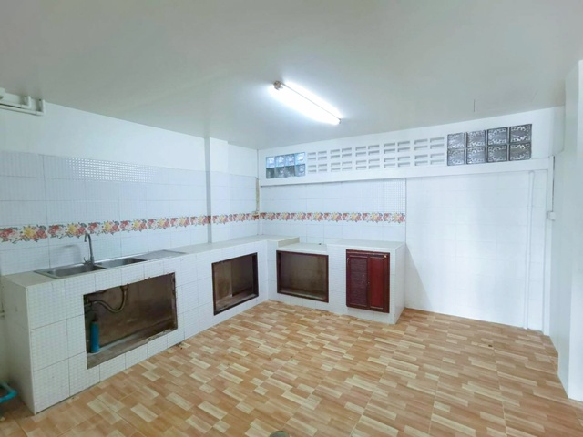 ประกาศฟรี! ซื้อ-ขาย-เช่า คอนโด บ้าน ทาวน์โฮม ที่ดิน และพื้นที่เชิงพาณิชย์ทั่วประเทศไทย ทุกทำเล ทุกงบประมาณ ไม่มีค่าใช้จ่าย ลงง่าย ขายไว เข้าถึงผู้ซื้อโดยตรง 4 222346pic3.jpg