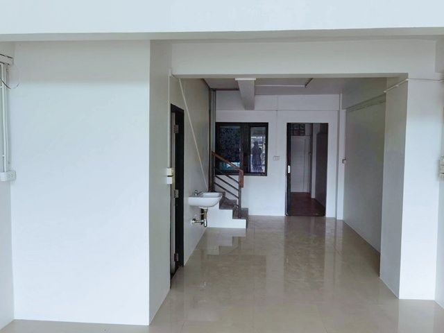 ประกาศฟรี! ซื้อ-ขาย-เช่า คอนโด บ้าน ทาวน์โฮม ที่ดิน และพื้นที่เชิงพาณิชย์ทั่วประเทศไทย ทุกทำเล ทุกงบประมาณ ไม่มีค่าใช้จ่าย ลงง่าย ขายไว เข้าถึงผู้ซื้อโดยตรง 5 222346pic4.jpg