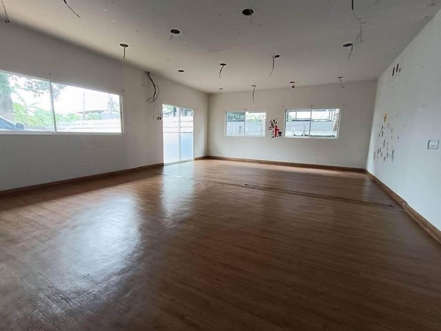 ประกาศฟรี! ซื้อ-ขาย-เช่า คอนโด บ้าน ทาวน์โฮม ที่ดิน และพื้นที่เชิงพาณิชย์ทั่วประเทศไทย ทุกทำเล ทุกงบประมาณ ไม่มีค่าใช้จ่าย ลงง่าย ขายไว เข้าถึงผู้ซื้อโดยตรง 4 500835pic3.jpg