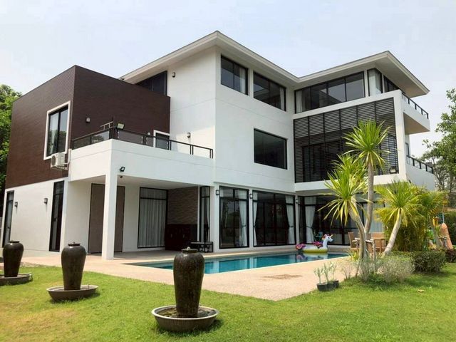 ประกาศฟรี! ซื้อ-ขาย-เช่า คอนโด บ้าน ทาวน์โฮม ที่ดิน และพื้นที่เชิงพาณิชย์ทั่วประเทศไทย ทุกทำเล ทุกงบประมาณ ไม่มีค่าใช้จ่าย ลงง่าย ขายไว เข้าถึงผู้ซื้อโดยตรง 2 222414pic1.jpg