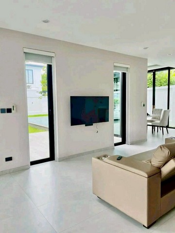 ประกาศฟรี! ซื้อ-ขาย-เช่า คอนโด บ้าน ทาวน์โฮม ที่ดิน และพื้นที่เชิงพาณิชย์ทั่วประเทศไทย ทุกทำเล ทุกงบประมาณ ไม่มีค่าใช้จ่าย ลงง่าย ขายไว เข้าถึงผู้ซื้อโดยตรง 5 222438pic4.jpg