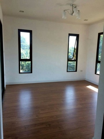 ประกาศฟรี! ซื้อ-ขาย-เช่า คอนโด บ้าน ทาวน์โฮม ที่ดิน และพื้นที่เชิงพาณิชย์ทั่วประเทศไทย ทุกทำเล ทุกงบประมาณ ไม่มีค่าใช้จ่าย ลงง่าย ขายไว เข้าถึงผู้ซื้อโดยตรง 5 222430pic4.jpg