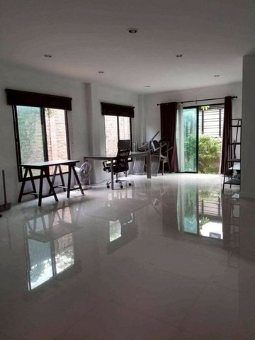 ประกาศฟรี! ซื้อ-ขาย-เช่า คอนโด บ้าน ทาวน์โฮม ที่ดิน และพื้นที่เชิงพาณิชย์ทั่วประเทศไทย ทุกทำเล ทุกงบประมาณ ไม่มีค่าใช้จ่าย ลงง่าย ขายไว เข้าถึงผู้ซื้อโดยตรง 4 222421pic3.jpg