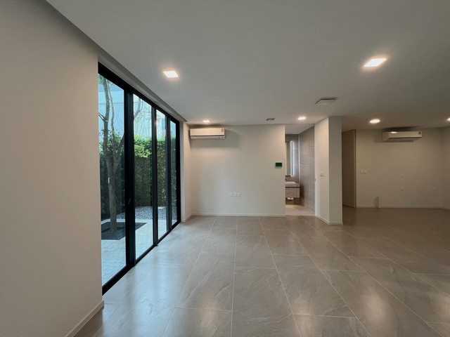 ประกาศฟรี! ซื้อ-ขาย-เช่า คอนโด บ้าน ทาวน์โฮม ที่ดิน และพื้นที่เชิงพาณิชย์ทั่วประเทศไทย ทุกทำเล ทุกงบประมาณ ไม่มีค่าใช้จ่าย ลงง่าย ขายไว เข้าถึงผู้ซื้อโดยตรง 3 500852pic2.jpg