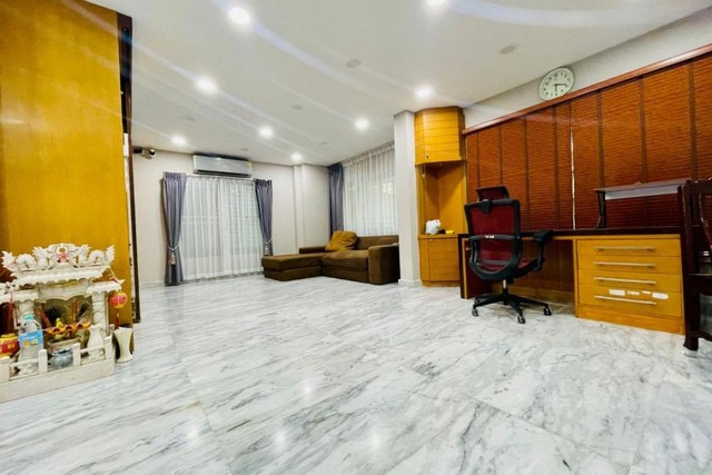 ประกาศฟรี! ซื้อ-ขาย-เช่า คอนโด บ้าน ทาวน์โฮม ที่ดิน และพื้นที่เชิงพาณิชย์ทั่วประเทศไทย ทุกทำเล ทุกงบประมาณ ไม่มีค่าใช้จ่าย ลงง่าย ขายไว เข้าถึงผู้ซื้อโดยตรง 3 500988pic2.jpg