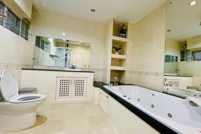 ประกาศฟรี! ซื้อ-ขาย-เช่า คอนโด บ้าน ทาวน์โฮม ที่ดิน และพื้นที่เชิงพาณิชย์ทั่วประเทศไทย ทุกทำเล ทุกงบประมาณ ไม่มีค่าใช้จ่าย ลงง่าย ขายไว เข้าถึงผู้ซื้อโดยตรง 5 500988pic4.jpg