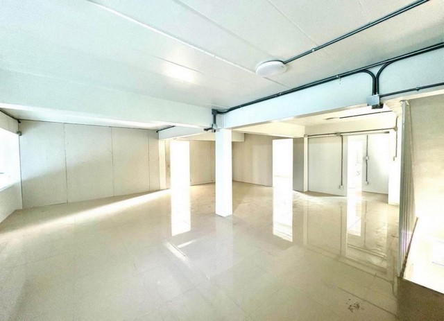 ประกาศฟรี! ซื้อ-ขาย-เช่า คอนโด บ้าน ทาวน์โฮม ที่ดิน และพื้นที่เชิงพาณิชย์ทั่วประเทศไทย ทุกทำเล ทุกงบประมาณ ไม่มีค่าใช้จ่าย ลงง่าย ขายไว เข้าถึงผู้ซื้อโดยตรง 3 500936pic2.jpg