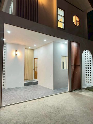 ประกาศฟรี! ซื้อ-ขาย-เช่า คอนโด บ้าน ทาวน์โฮม ที่ดิน และพื้นที่เชิงพาณิชย์ทั่วประเทศไทย ทุกทำเล ทุกงบประมาณ ไม่มีค่าใช้จ่าย ลงง่าย ขายไว เข้าถึงผู้ซื้อโดยตรง 3 222500pic2.jpg